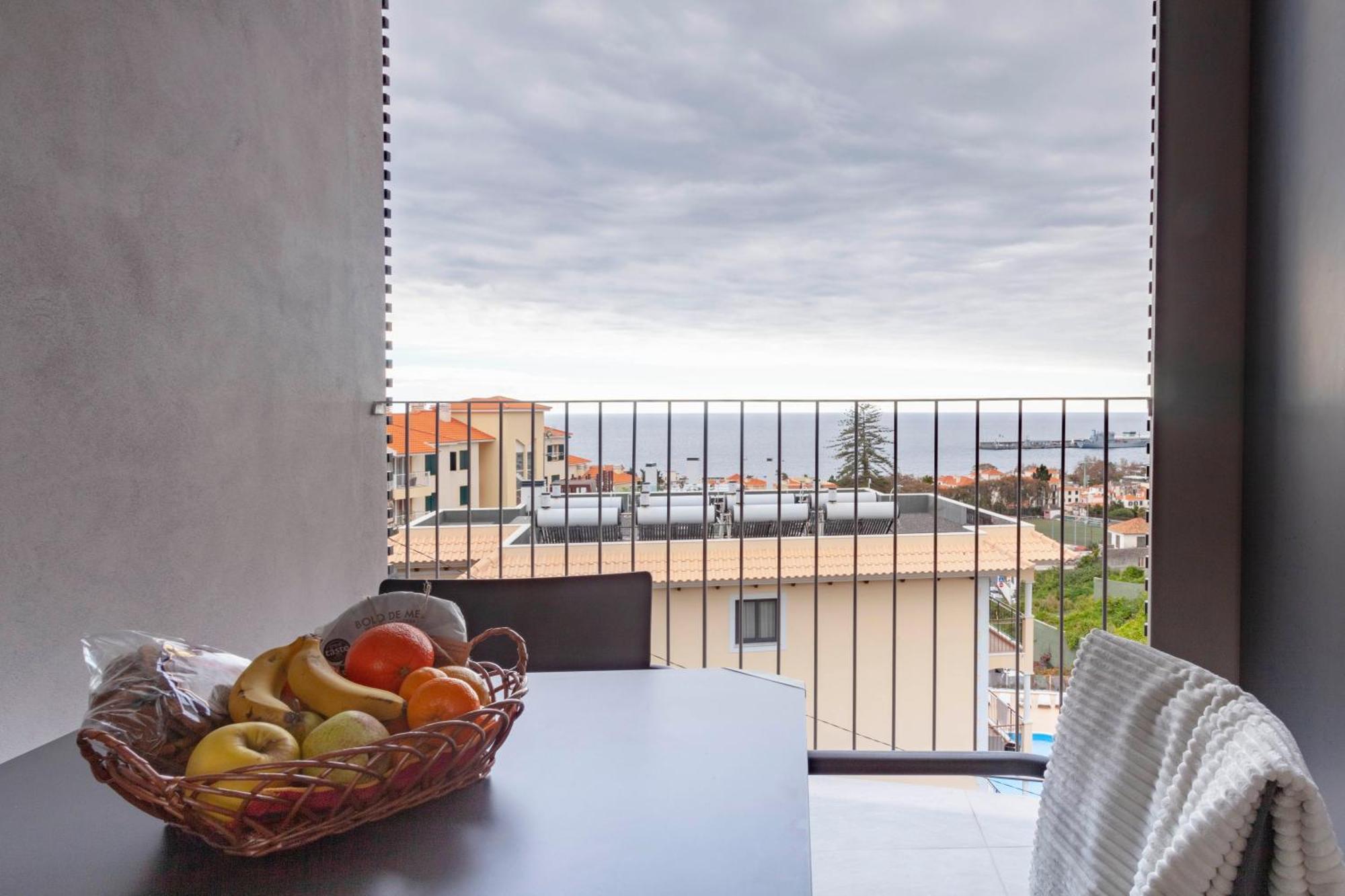 Solar Do Ribeiro Apartment ฟุงชาล ภายนอก รูปภาพ